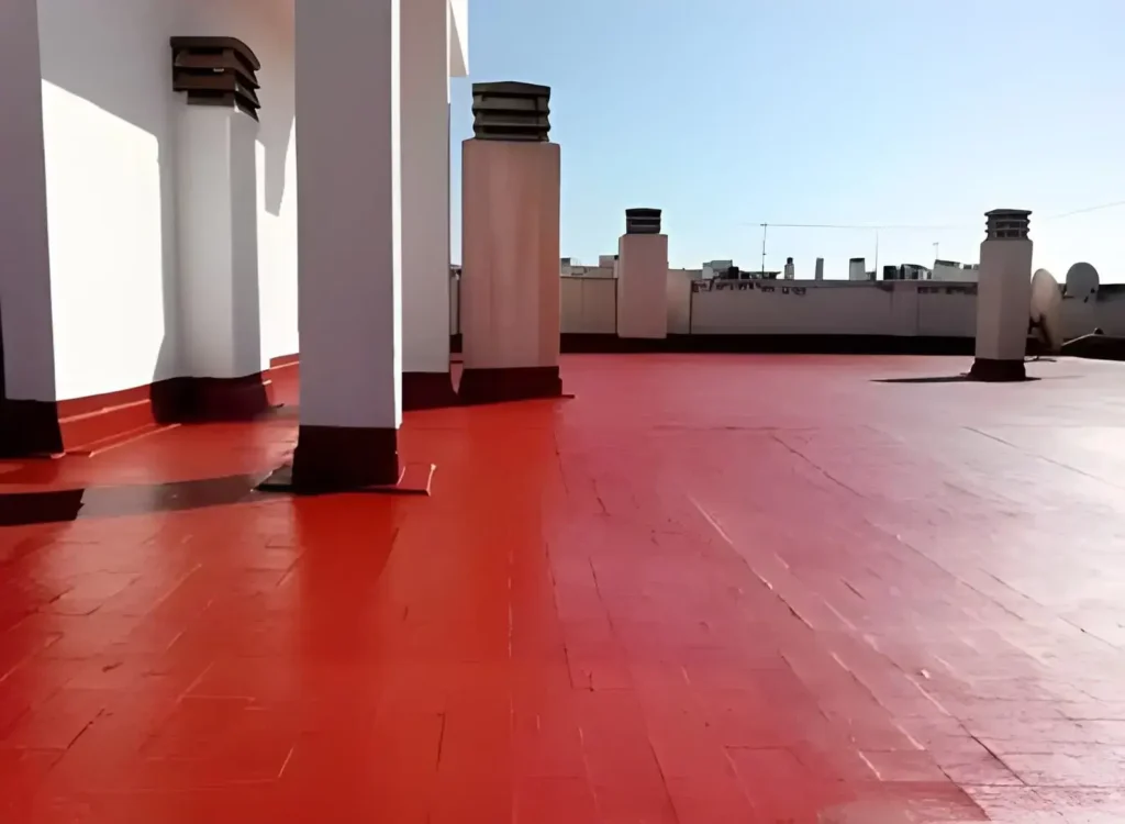 Terraza cubierta impermeabilizada realizada por Los Pintores Caceres